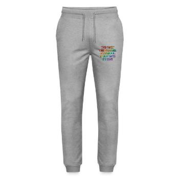 Amour puissant plutôt que haine - Pantalon de jogging bio MOVER Stanley/Stella unisexe - gris chiné - Devant - Marisol (170cm) & Nik (191cm)