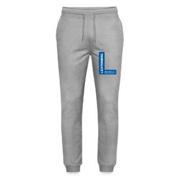 L Berlin Lichtenberg blau - Stanley/Stella Unisex Bio Jogginghose Mover  - Grau meliert - Vorne - Marisol (170cm) & Nik (191cm)