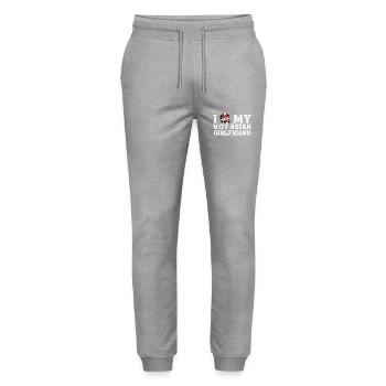 Ich liebe meine heiße asiatische Freundin - ich herze meine - Stanley/Stella Unisex Bio Jogginghose Mover  - Grau meliert - Vorne - Marisol (170cm) & Nik (191cm)