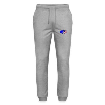 Die amerikanische Europa Liebe - Stanley/Stella Unisex Bio Jogginghose Mover  - Grau meliert - Vorne - Marisol (170cm) & Nik (191cm)