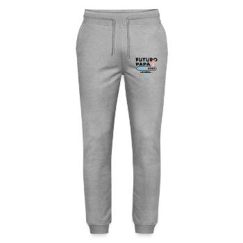 Zukunft Papst 2025 Erstvater 2025 - Stanley/Stella Unisex Bio Jogginghose Mover  - Grau meliert - Vorne - Marisol (170cm) & Nik (191cm)