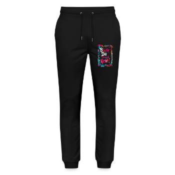 Bevor Du fragst: NEIN! - Stanley/Stella Unisex Bio Jogginghose Mover  - Schwarz - Vorne - Marisol (170cm) & Nik (191cm)
