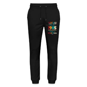 Anniversaire 40 ans - Vintage - Décembre 1985 - Pantalon de jogging bio MOVER Stanley/Stella unisexe - noir - Devant - Marisol (170cm) & Nik (191cm)