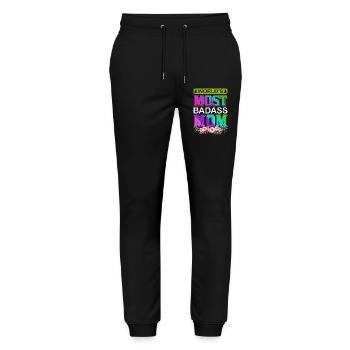 World's Badass Mom – Mutiges, florales Muttertagsgeschenk - Stanley/Stella Unisex Bio Jogginghose Mover  - Schwarz - Vorne - Marisol (170cm) & Nik (191cm)