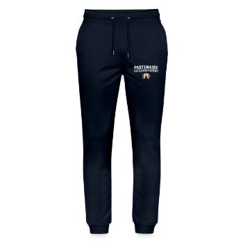 Offizieller Partner Apéro Paar Humor Apéro - Stanley/Stella Unisex Bio Jogginghose Mover  - Navy - Vorne - Marisol (170cm) & Nik (191cm)