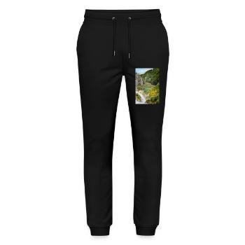 Wasserfall Veliki Slap in den Plitvicer Seen - Stanley/Stella Unisex Bio Jogginghose Mover  - Schwarz - Vorne - Marisol (170cm) & Nik (191cm)