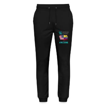 Halb Amerikaner Halb Ecuadorianer - Stanley/Stella Unisex Bio Jogginghose Mover  - Schwarz - Vorne - Marisol (170cm) & Nik (191cm)