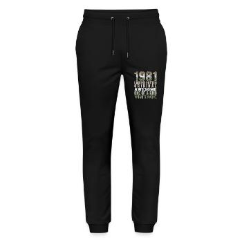 Limited Edition seit 1981 Geburtstag Vintage 1981 - Stanley/Stella Unisex Bio Jogginghose Mover  - Schwarz - Vorne - Marisol (170cm) & Nik (191cm)