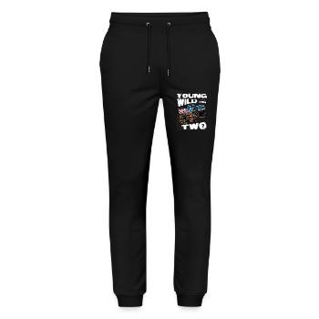 Jung, wild und zwei - Monster Truck zum 2. Geburtstag - Stanley/Stella Unisex Bio Jogginghose Mover  - Schwarz - Vorne - Marisol (170cm) & Nik (191cm)
