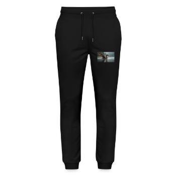 Ein realistischer böser dunkler Drache in einem nebligen Fluss - Stanley/Stella Unisex Bio Jogginghose Mover  - Schwarz - Vorne - Marisol (170cm) & Nik (191cm)