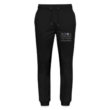 Vintage-Kleidung von Moon Landing 56th Anniversary - Stanley/Stella Unisex Bio Jogginghose Mover  - Schwarz - Vorne - Marisol (170cm) & Nik (191cm)