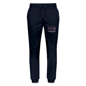 Apotheker | Dose of Humor - Stanley/Stella Unisex Bio Jogginghose Mover  - Navy - Vorne - Marisol (170cm) & Nik (191cm)
