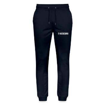 Nächstes Ziel Erzgebirge - Stanley/Stella Unisex Bio Jogginghose Mover  - Navy - Vorne - Marisol (170cm) & Nik (191cm)