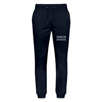 Ich Atme Ein - Ich Raste Aus - Stanley/Stella Unisex Bio Jogginghose Mover  - Navy - Vorne - Marisol (170cm) & Nik (191cm)