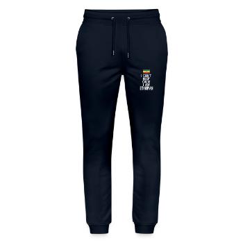 I can not Keep Calm I am Äthiopier - Stanley/Stella Unisex Bio Jogginghose Mover  - Navy - Vorne - Marisol (170cm) & Nik (191cm)
