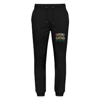 Rentner Rentnerin Rente 2024 Geschenk Ruhestand - Stanley/Stella Unisex Bio Jogginghose Mover  - Schwarz - Vorne - Marisol (170cm) & Nik (191cm)