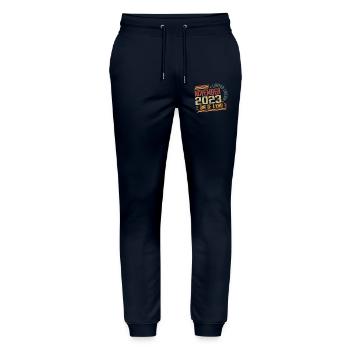 Fantastisch seit November 2023 Geburtstagsgeschenk - Stanley/Stella Unisex Bio Jogginghose Mover  - Navy - Vorne - Marisol (170cm) & Nik (191cm)