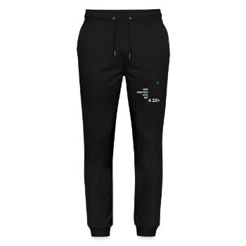 Wir Treffen Uns Um 420 - Stanley/Stella Unisex Bio Jogginghose Mover  - Schwarz - Vorne - Marisol (170cm) & Nik (191cm)