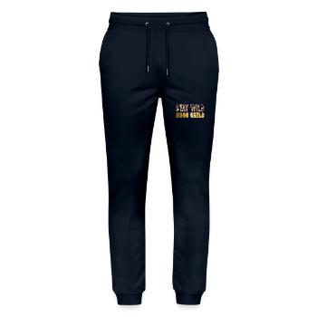 Stay wild Moonchild - Stanley/Stella Unisex Bio Jogginghose Mover  - Navy - Vorne - Marisol (170cm) & Nik (191cm)