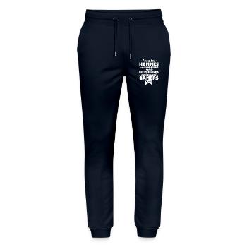 Les meilleurs deviennent gamers - Pantalon de jogging bio MOVER Stanley/Stella unisexe - marine - Devant - Marisol (170cm) & Nik (191cm)