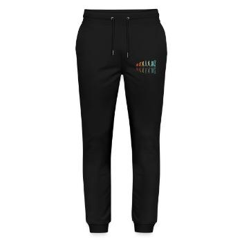 Évolution De Joueur De Harpe - Pantalon de jogging bio MOVER Stanley/Stella unisexe - noir - Devant - Marisol (170cm) & Nik (191cm)