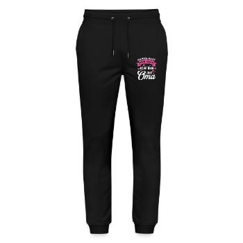 Ich Muss Nicht Nein Sagen Ich Bin Die Oma - Stanley/Stella Unisex Bio Jogginghose Mover  - Schwarz - Vorne - Marisol (170cm) & Nik (191cm)