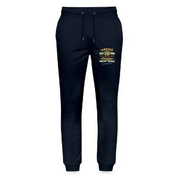 Fabriqu il y a 70 ans 70 ans Anniversaire bla - Pantalon de jogging bio MOVER Stanley/Stella unisexe - marine - Devant - Marisol (170cm) & Nik (191cm)