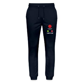 China ruft an Lusiger Flaggen Spruch - Stanley/Stella Unisex Bio Jogginghose Mover  - Navy - Vorne - Marisol (170cm) & Nik (191cm)