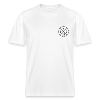 Dad 25 Baby Vater Vatertag Geschenk Papa 2025 -  RELAXED FIT Unisex Organic T-Shirt - Weiß - Vorne - Alina (178cm) & Michal (187cm)