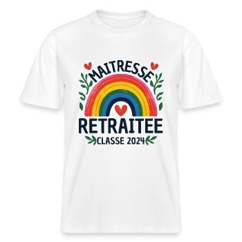 Maîtresse d' école retraitée classe 2024 -  T-shirt unisexe RELAXED FIT en coton bio - blanc - Devant - Alina (178cm) & Michal (187cm)