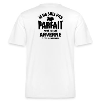 Auvergne, je suis auvergnat -  T-shirt unisexe RELAXED FIT en coton bio - blanc - Dos - Alina (178cm)