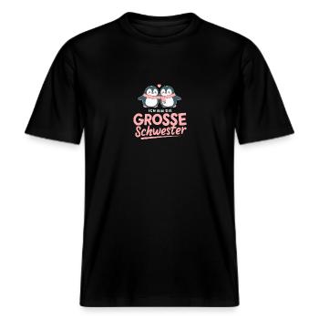Große Schwester Pinguin-Motiv Schwangerschaft -  RELAXED FIT Unisex Organic T-Shirt - Schwarz - Vorne - Alina (178cm) & Michal (187cm)