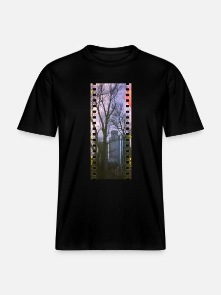 Frankfurt Skyline Panorama -  RELAXED FIT Unisex Organic T-Shirt - Schwarz