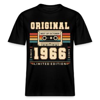 60. Geburtstag Geschenk Mann Best of Oktober 1966 -  RELAXED FIT Unisex Organic T-Shirt - Schwarz - Vorne - Alina (178cm) & Michal (187cm)