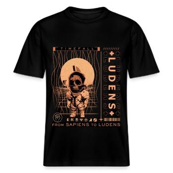 Futuristic Astronaut Design -  RELAXED FIT Unisex Organic T-Shirt - black - Front - Alina (178cm) & Michal (187cm)
