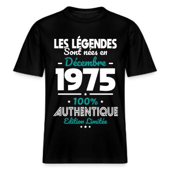 Anniversaire 50 ans - Légendes nées Décembre 1975 -  T-shirt unisexe RELAXED FIT en coton bio - noir - Devant - Alina (178cm) & Michal (187cm)