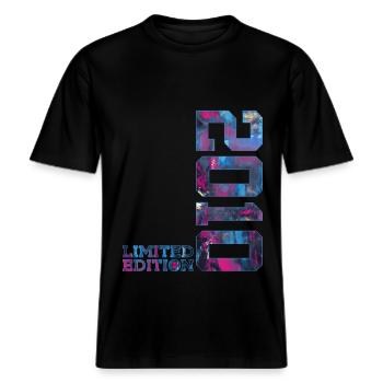 16. GEBURTSTAG 16 JAHRE LIMITED EDITION 2010 -  RELAXED FIT Unisex Organic T-Shirt - Schwarz - Vorne - Alina (178cm) & Michal (187cm)