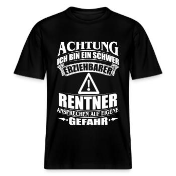 RENTNER PENSION RENTE OMA OPA GROßVATER RUHESTAND -  RELAXED FIT Unisex Organic T-Shirt - Schwarz - Vorne - Alina (178cm) & Michal (187cm)
