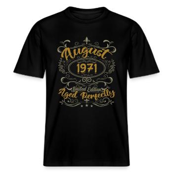 August 1971 August Geburtstagsgeschenk 1971 August 1971 -  RELAXED FIT Unisex Organic T-Shirt - Schwarz - Vorne - Alina (178cm) & Michal (187cm)