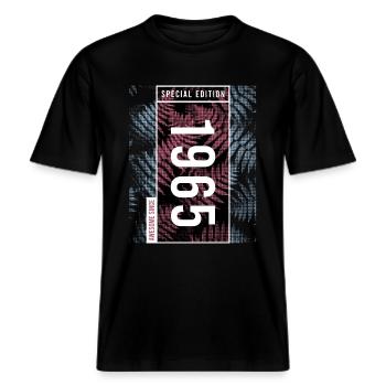 Special Edition 1965 Birthday Urban Graphic -  RELAXED FIT Unisex Organic T-Shirt - black - Front - Alina (178cm) & Michal (187cm)