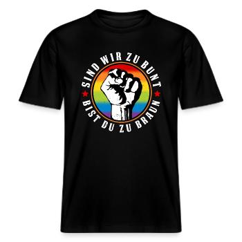 Antifaschistisches LGBTQ+ Anti Homophobie Protest -  RELAXED FIT Unisex Organic T-Shirt - Schwarz - Vorne - Alina (178cm) & Michal (187cm)