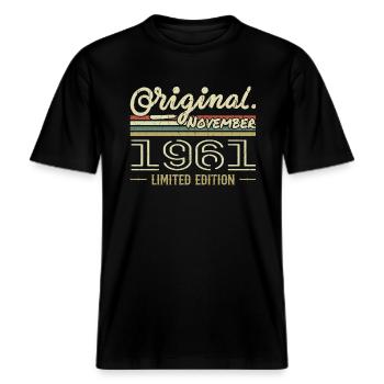 November 1961 - November 1961 Geburtstagsgeschenk -  RELAXED FIT Unisex Organic T-Shirt - Schwarz - Vorne - Alina (178cm) & Michal (187cm)