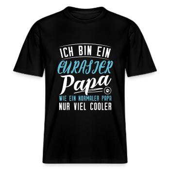Eurasier Papas sind cooler -  RELAXED FIT Unisex Organic T-Shirt - Schwarz - Vorne - Alina (178cm) & Michal (187cm)