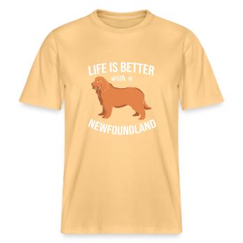 Newfoundland -  RELAXED FIT Unisex Organic T-Shirt - washed yellow - Front - Alina (178cm) & Michal (187cm)