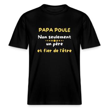 PAPA HEN IST NICHT NUR VATER UND STOLZ DARAUF -  RELAXED FIT Unisex Organic T-Shirt - Schwarz - Vorne - Alina (178cm) & Michal (187cm)