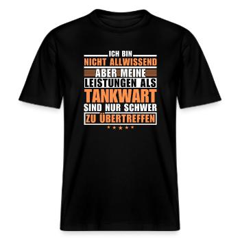 Unrivalled performance as a petrol station attendant -  RELAXED FIT Unisex Organic T-Shirt - black - Front - Alina (178cm) & Michal (187cm)