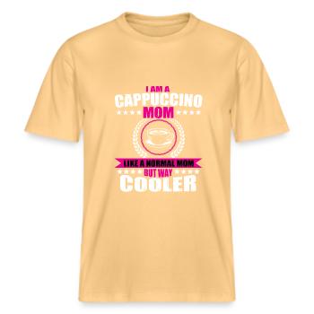 Cappuccino Mama Design -  T-shirt unisexe RELAXED FIT en coton bio - jaune délavé - Devant - Alina (178cm) & Michal (187cm)