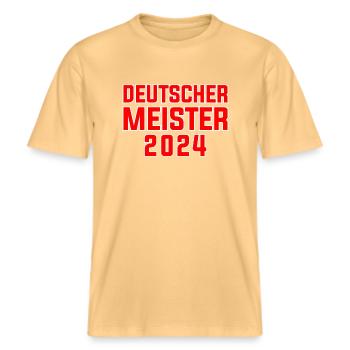 Leverkusen Deutscher Meister 2024 Fussball Verein -  RELAXED FIT Unisex Organic T-Shirt - Hellgelb - Vorne - Alina (178cm) & Michal (187cm)
