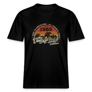 Vintage 1965 Geburtstag Retro 1965 -  RELAXED FIT Unisex Organic T-Shirt - Schwarz - Vorne - Alina (178cm) & Michal (187cm)