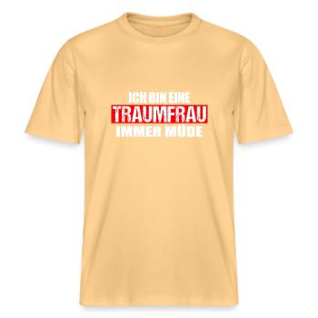 Ich bin eine Traumfrau, immer müde -  RELAXED FIT Unisex Organic T-Shirt - Hellgelb - Vorne - Alina (178cm) & Michal (187cm)